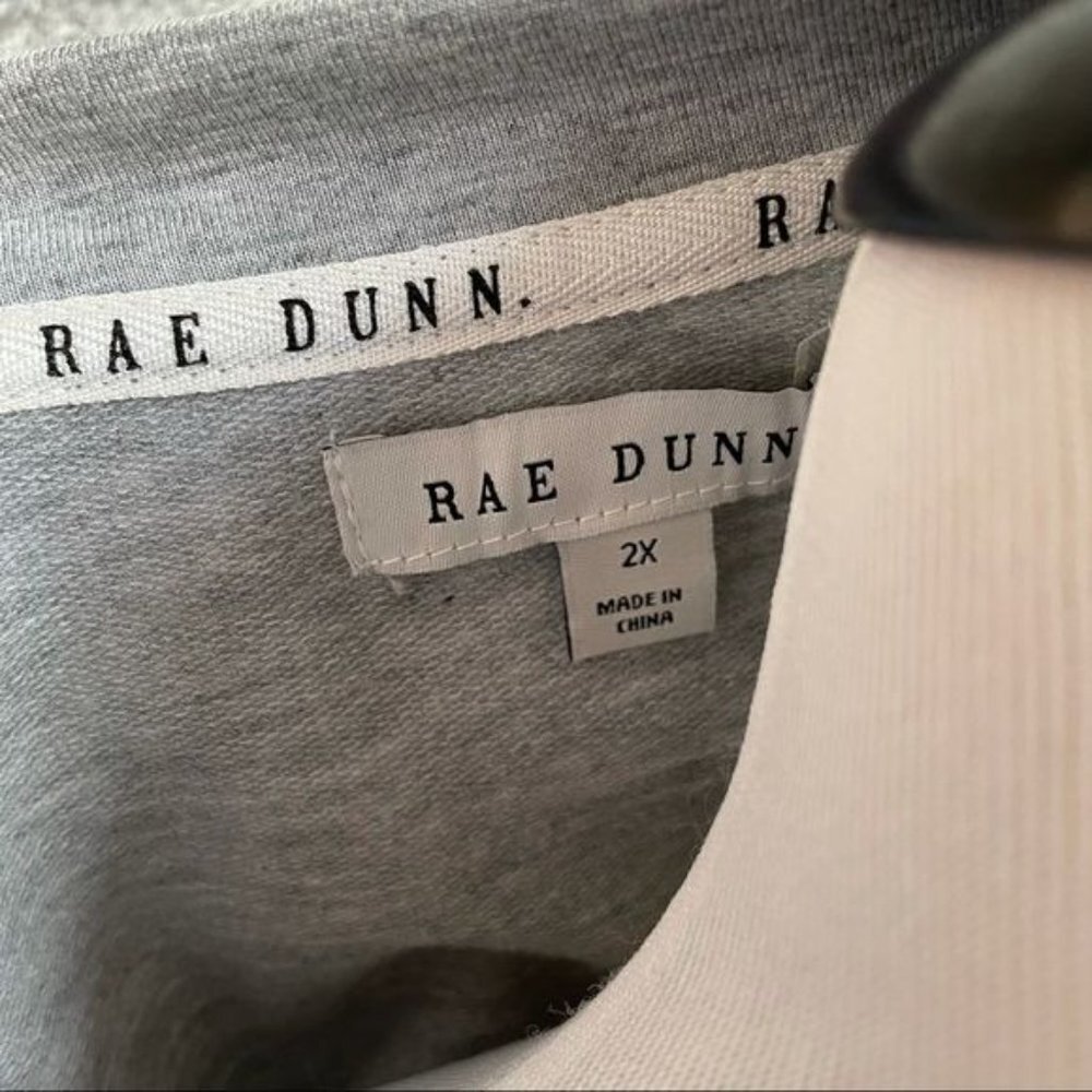 Rae Dunn Plus Size Gray Dog Mom Sweatshirt 2X NWT - Picture 10 of 10